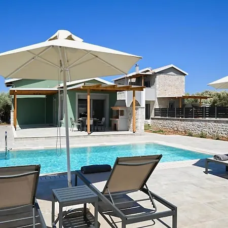 Villa Cosy Halipoma-tilemahos Into Town Close